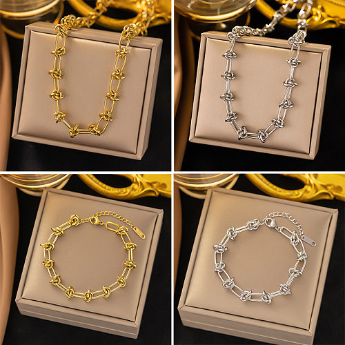 Collier de bracelets de placage en acier titane en forme de U Streetwear