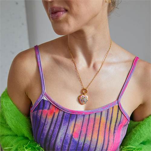 Collar con colgante de circón con incrustaciones de cobre chapado en forma de corazón a la moda, 1 pieza