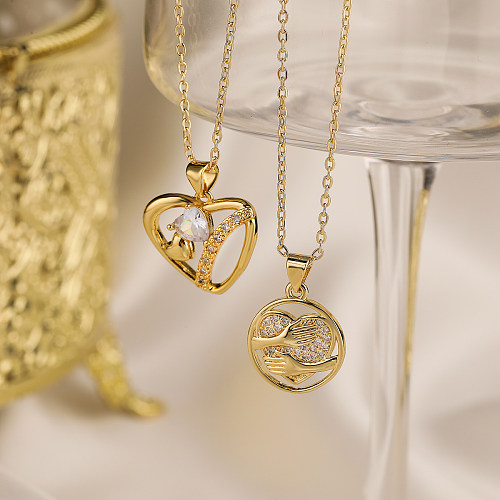 Aogu Europäischer und amerikanischer Eintrag Lux Kupfer überzogenes echtes Gold eingelegter Zirkon Hohlherz-Anhänger-Halskette Weibliche Design-Sinn-Minderheits-All-Match-Halskette