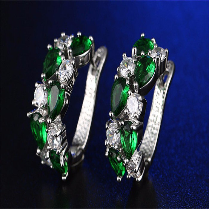 1 Pair Lady Simple Style Classic Style Round Irregular Plating Inlay Copper Zircon Earrings