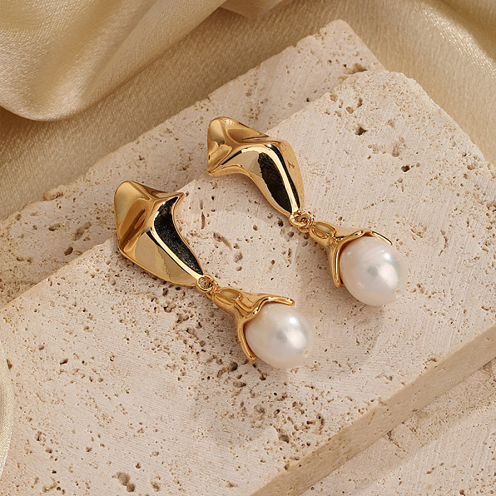 1 Pair Retro Simple Style Roman Style Geometric Plating Inlay Copper Freshwater Pearl 18K Gold Plated Drop Earrings
