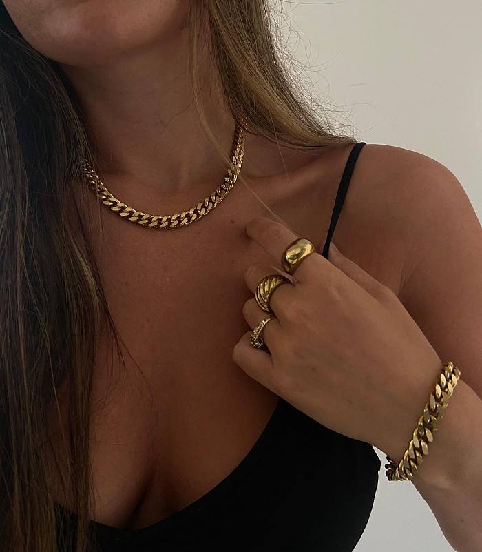 Hip-Hop Basic Classic Style Solid Color Stainless Steel Buckle Chain 18K Gold Plated Bracelets Necklace