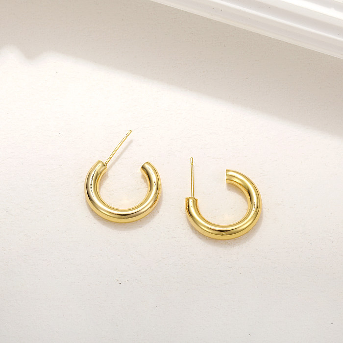 1 Set Vintage Style Solid Color Carving Copper Ear Studs