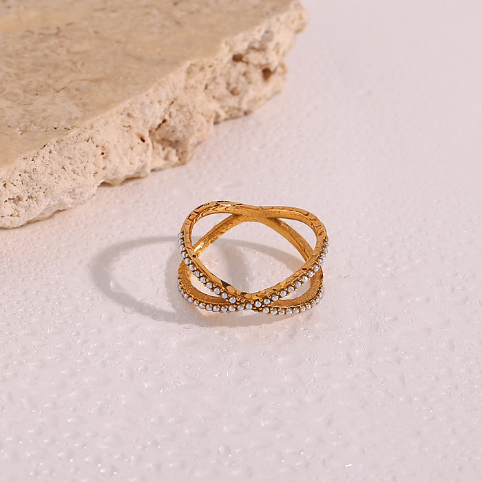 Anéis banhados a ouro de aço inoxidável da pérola 18K do embutimento da cruz simples do estilo