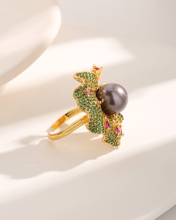 Estilo vintage exagerado luxuoso flor pétala revestimento de cobre incrustação pérolas artificiais zircão 18k banhado a ouro anéis abertos
