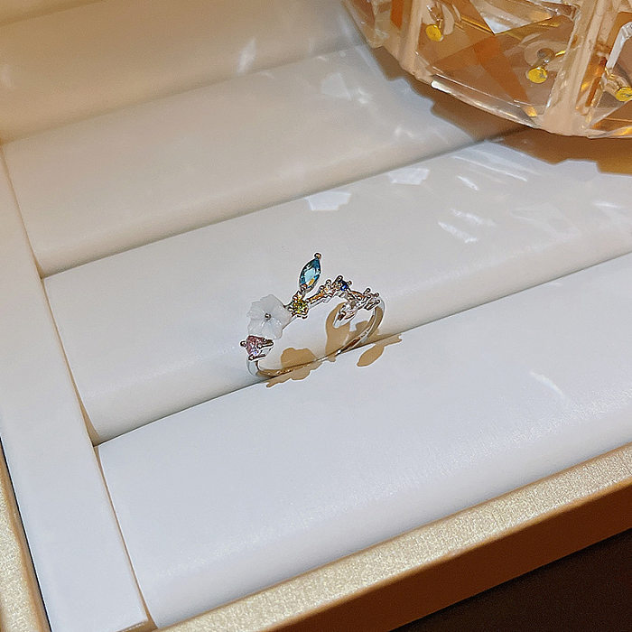 Modischer offener Ring in Herzform mit Kupfereinlage und künstlichen Edelsteinen, 1 Stück
