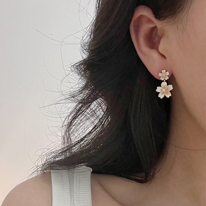 1 paire de boucles d'oreilles pendantes en cuivre et perles, Style Simple, incrustation de fleurs