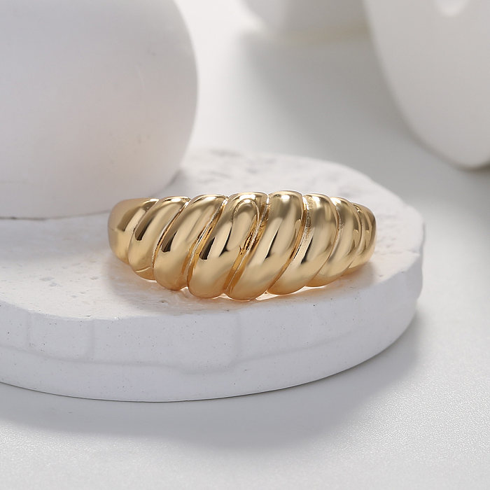 خاتم مفتوح من النحاس المطلي بالذهب ذو اللون البسيط بتصميم بسيط قطعة واحدة