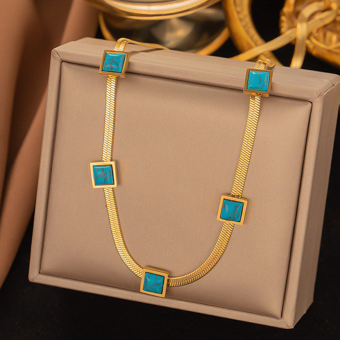 Retro-Armband-Halskette mit quadratischer Titan-Stahlbeschichtung und Intarsien-Türkis, 18 Karat vergoldet