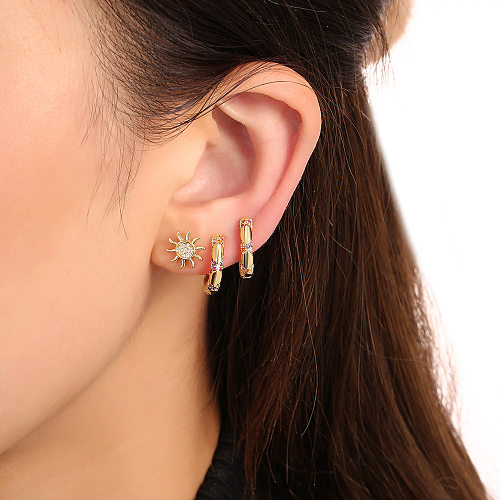 1 paire de boucles d'oreilles créoles en cuivre et Zircon plaqué or, Style français, couleur unie, incrustation