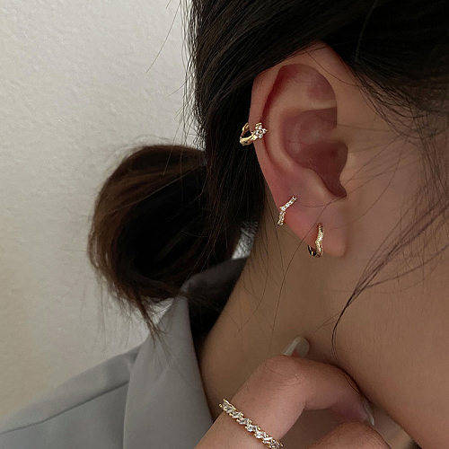Boucles d'oreilles en pierres précieuses artificielles en cuivre en forme de U de style INS