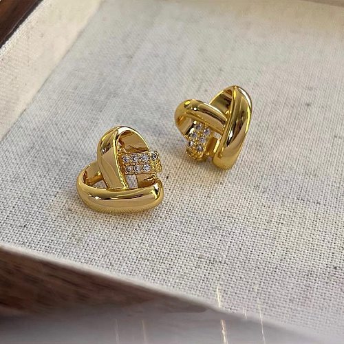 1 par de brincos de orelha de diamante artificial de cobre em formato de coração doce