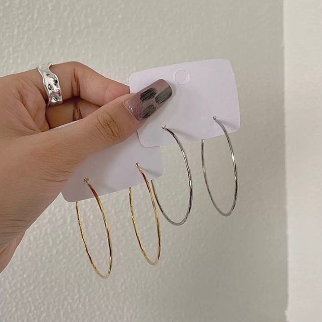 1 Pair Modern Style Round Plating Copper 18K Gold Plated Earrings