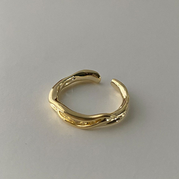 Anéis de pérolas redondos de estilo simples com incrustações de cobre