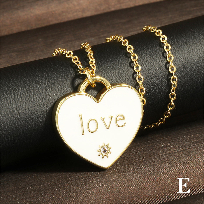 Elegante letra doce formato de coração cobre esmaltado incrustação de zircão colar com pingente banhado a ouro 18K