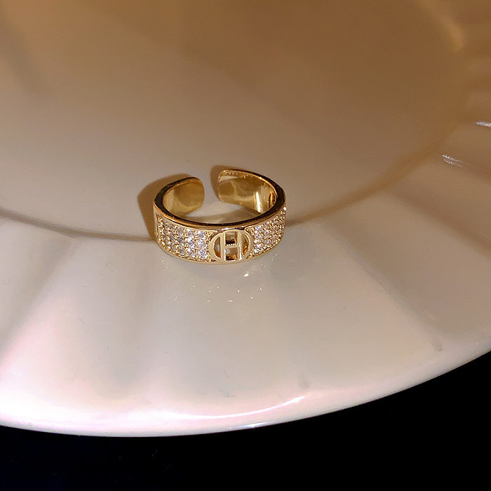 Anéis abertos de zircão com incrustações de esmalte de cobre retangular glam