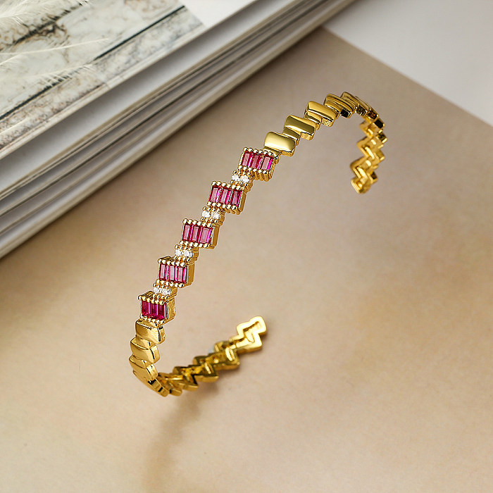 Bracelets de manchette plaqués or 18 carats avec incrustation de cuivre carré de style moderne