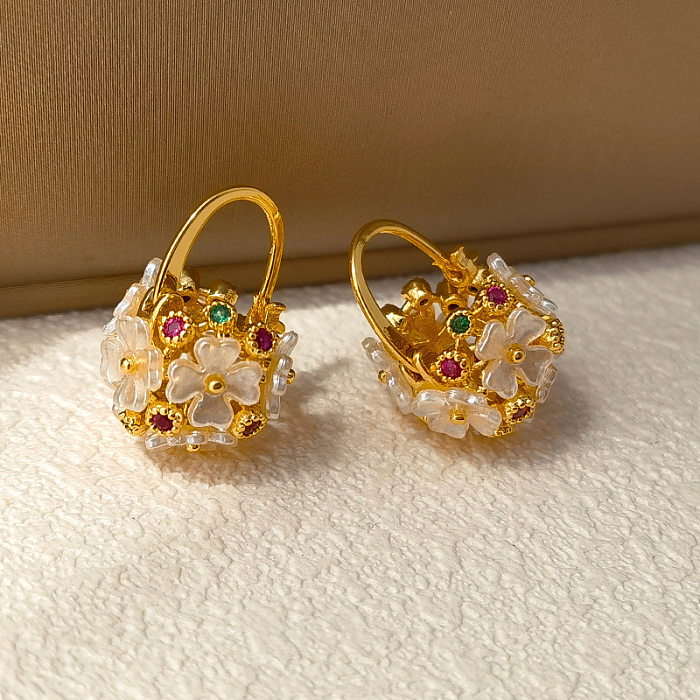 1 Pair Retro Flower Plating Copper Drop Earrings