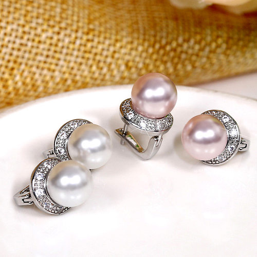 Simple Fashionable Round Zircon Pearl Copper Earrings Wholesale