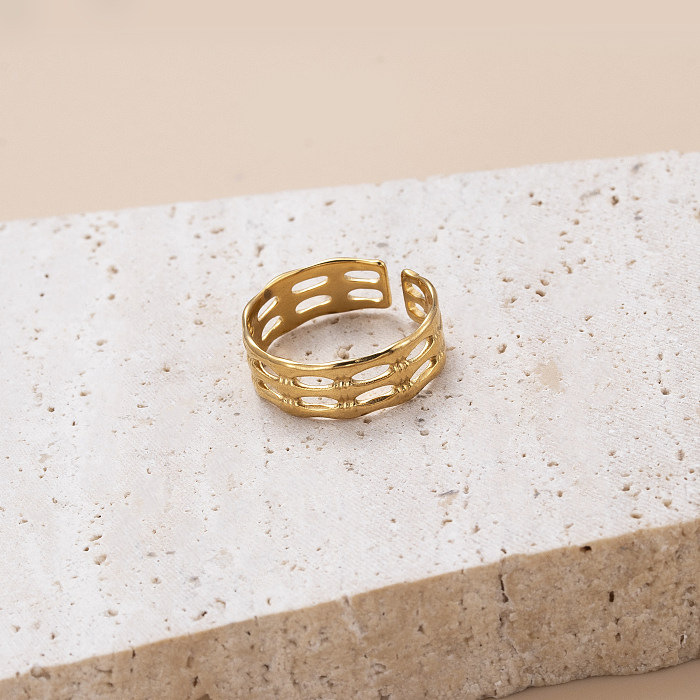 Retro Stripe Solid Color Stainless Steel Criss Cross Plating Hollow Out 18K Gold Plated Open Ring