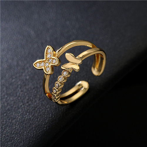 Anel de zircão microincrustado com borboleta banhada a ouro simples de camada dupla