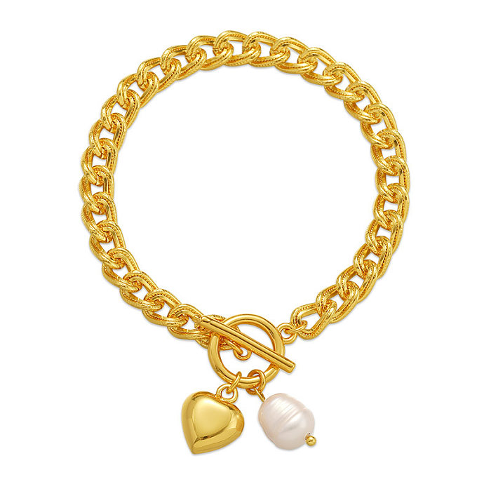 Pulseras chapadas en oro de 18K con chapado en latón y perlas de imitación en forma de corazón con gotas de agua elegantes para mujer