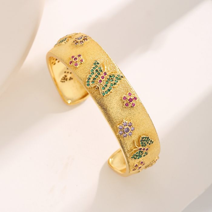 Estilo francês estilo moderno flor borboleta revestimento de cobre incrustação zircão pulseira banhada a ouro 18K
