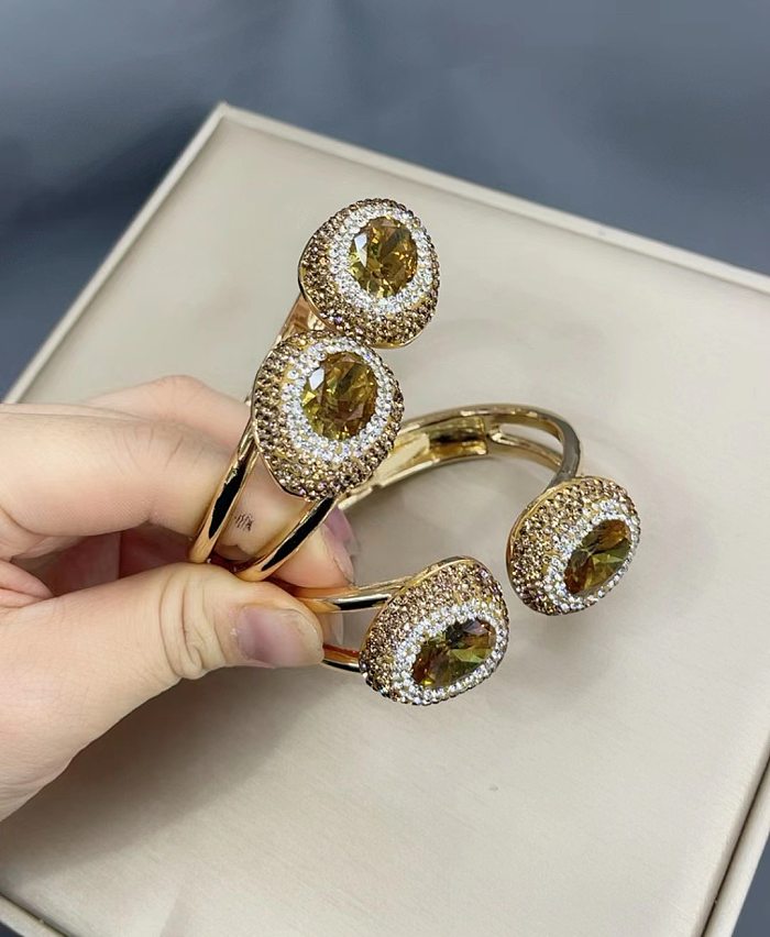 Retro Oval Copper Plating Inlay Gem Bangle