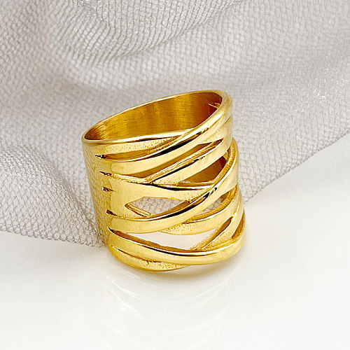 Anéis banhados a ouro com revestimento de aço inoxidável cruzado por atacado
