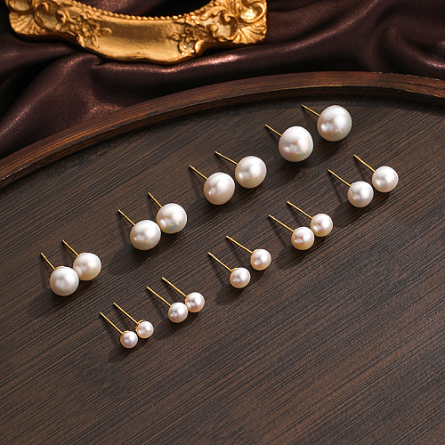 1 par de aretes chapados en oro de 18 quilates con revestimiento de perlas geométricas de estilo simple e informal