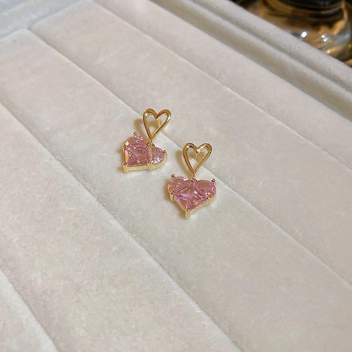Brincos de orelha de cobre em formato de coração doce embutidos com zircão e cobre