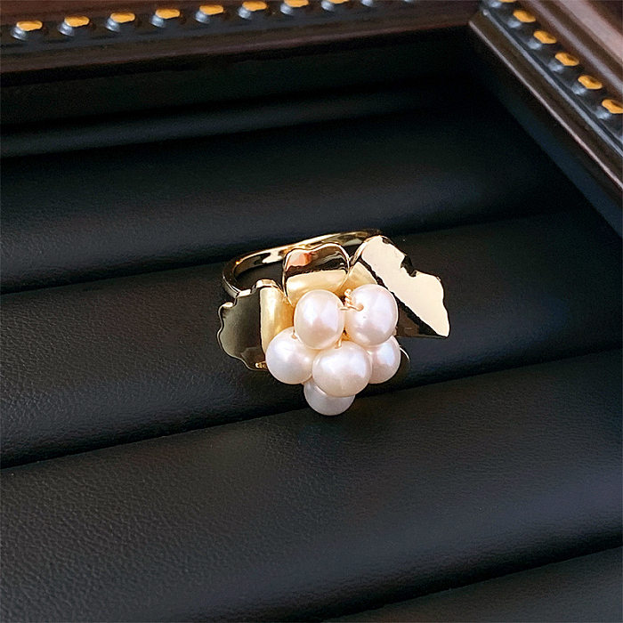 Japanese Style Flower Copper Plating Inlay Artificial Crystal Freshwater Pearl Open Ring