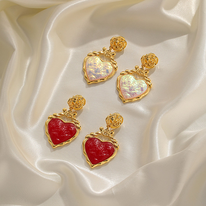 1 Paar elegante Retro-Tropfenohrringe in Herzform mit Blumenüberzug, Kupferharz, 18 Karat vergoldet
