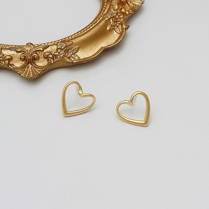 1 Pair Simple Style Heart Shape Copper Plating Ear Studs