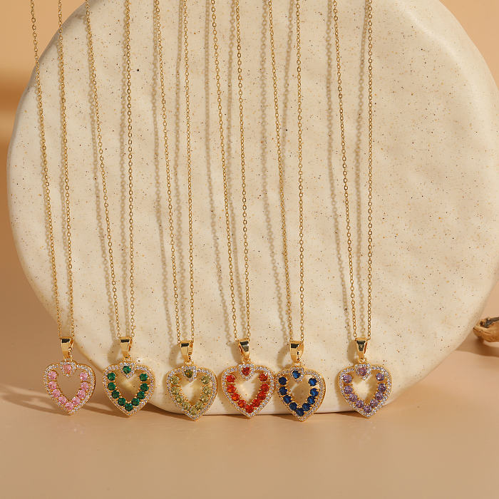 Collier pendentif plaqué or 14 carats avec incrustation de cuivre en forme de cœur élégant
