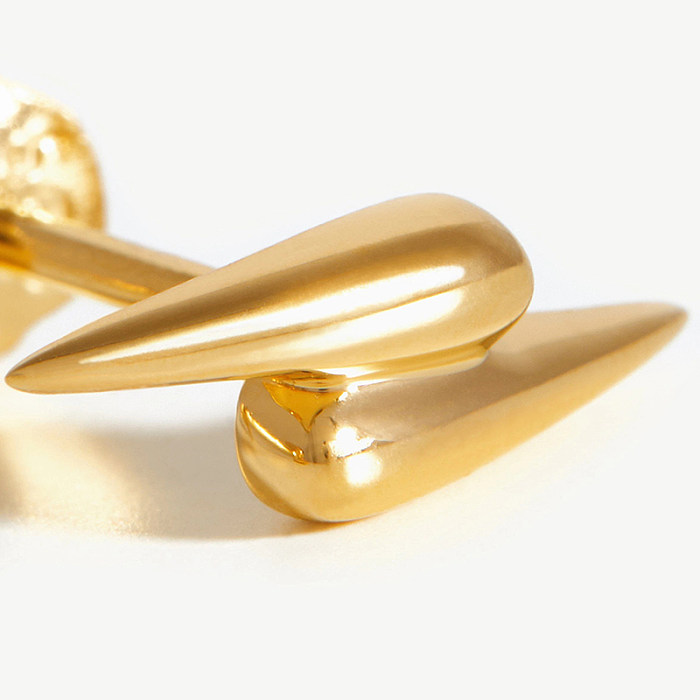 1 par de brincos de orelha banhados a ouro com gotas de água estilo simples