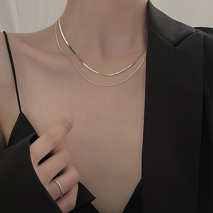 IG Style Mehrschichtige Halsketten im modernen Stil mit geometrischer Verkupferung