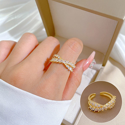 Estilo moderno comutar em forma de C letra latão chapeamento incrustação de pedras preciosas artificiais anéis abertos banhados a ouro