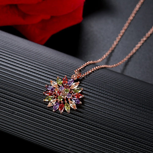 Einfache Halskette mit glänzendem Blumen-Kupfer-Zirkon-Anhänger in großen Mengen
