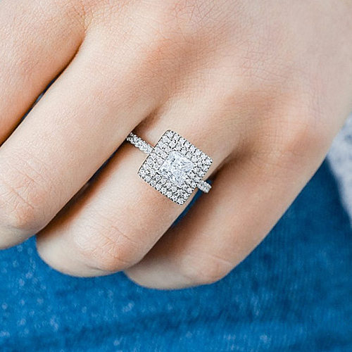 Novo clássico geométrico quadrado diamante proposta anel de cobre diamante