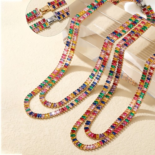 Elegante, rechteckige, verkupferte, eingelegte Zirkon-Halsketten mit Weißgold-Beschichtung und mehrlagigen Halsketten