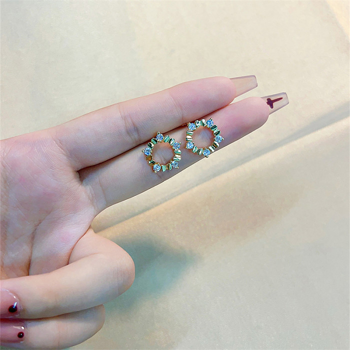 1 Piece Sweet Simple Style Shiny Pentagon Geometric Plating Inlay Copper Zircon Gold Plated Ear Studs