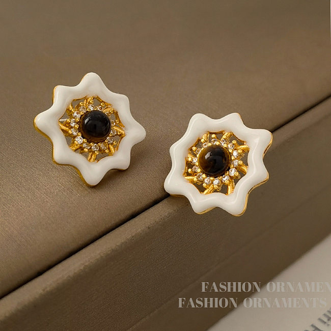 1 Pair Retro Geometric Copper Inlay Zircon Ear Studs