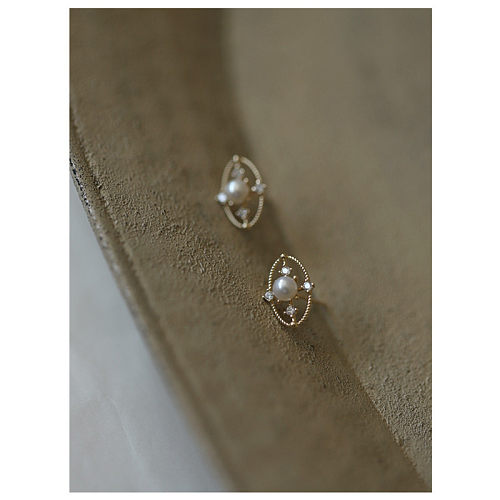 1 par de pendientes de perlas con incrustaciones ovaladas retro de cobre y diamantes de imitación