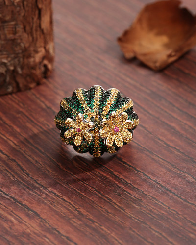Luxuoso estilo tropical moderno cacto flor revestimento de cobre incrustação zircão anel aberto banhado a ouro 18K