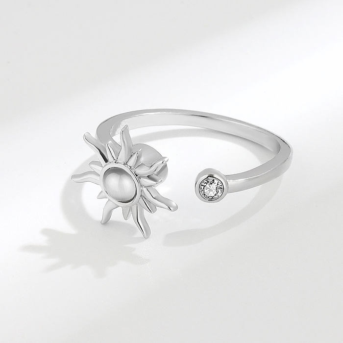 Lässiger, schlichter, offener Ring mit Sonnenblumen-Kupferbeschichtung und Inlay aus Zirkon