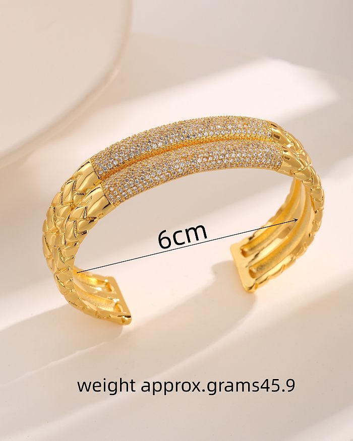 Luxuoso estilo moderno Lingge cobre chapeamento incrustado zircão 18K pulseiras banhadas a ouro