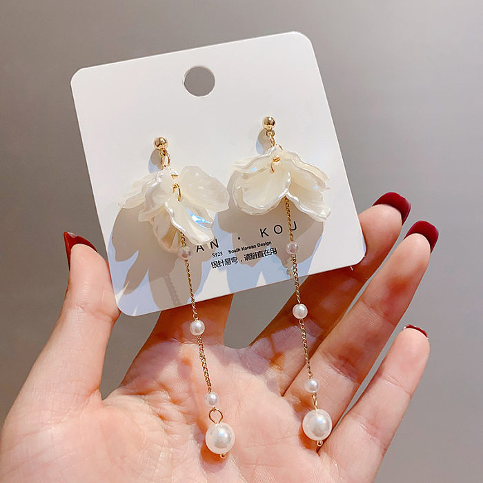 Fashion Heart Shape Flower Copper Inlay Artificial Pearls Zircon Drop Earrings 1 Pair