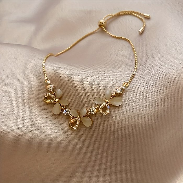 Bracelets plaqués or opale avec incrustation de cuivre papillon élégant et mignon