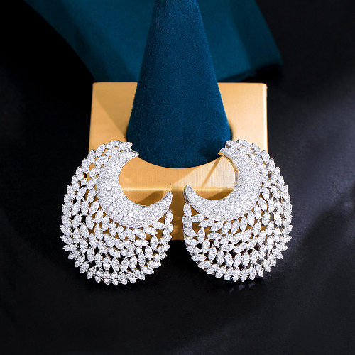 1 Paar glamouröse, glänzende, runde, mondplattierte, hohle Inlay-Ohrstecker aus Kupfer mit Zirkon und Rhodinierung für die Hochzeit